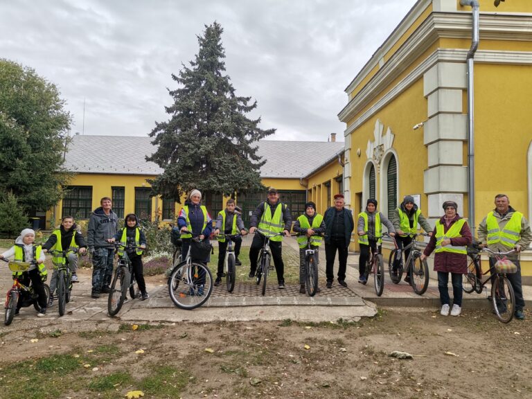 Kerékpártúrán a tanodások